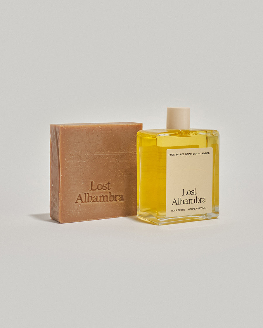 Duo Lost Alhambra de chez Refeel Naturals composé d'un savon crémeux et d'une huile sèche parfumée.